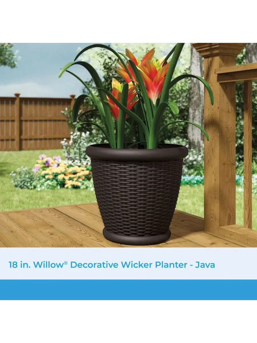 Декоративный пластиковый плетеный горшок для растений Willow 46 см , цвет Java (3 шт.) Suncast — изображение 3 из 10