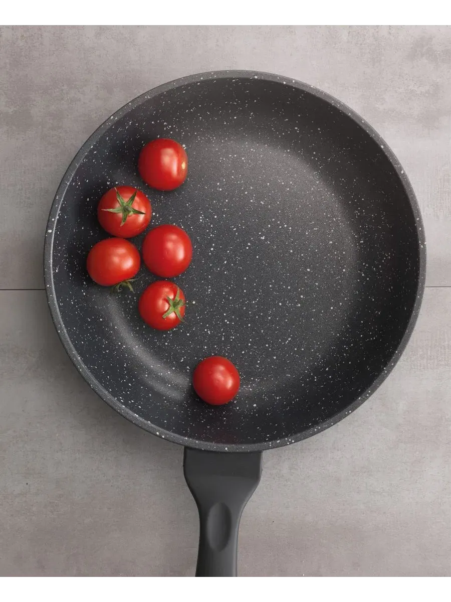 Гранитная 20 см сковорода из литого алюминия Cuisine::Pro — изображение 2 из 5, черный