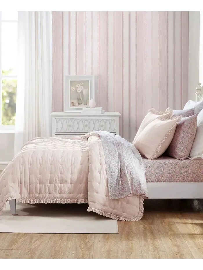 Наборы одеял Hailee из микрофибры Laura Ashley — изображение 3 из 11, розовый