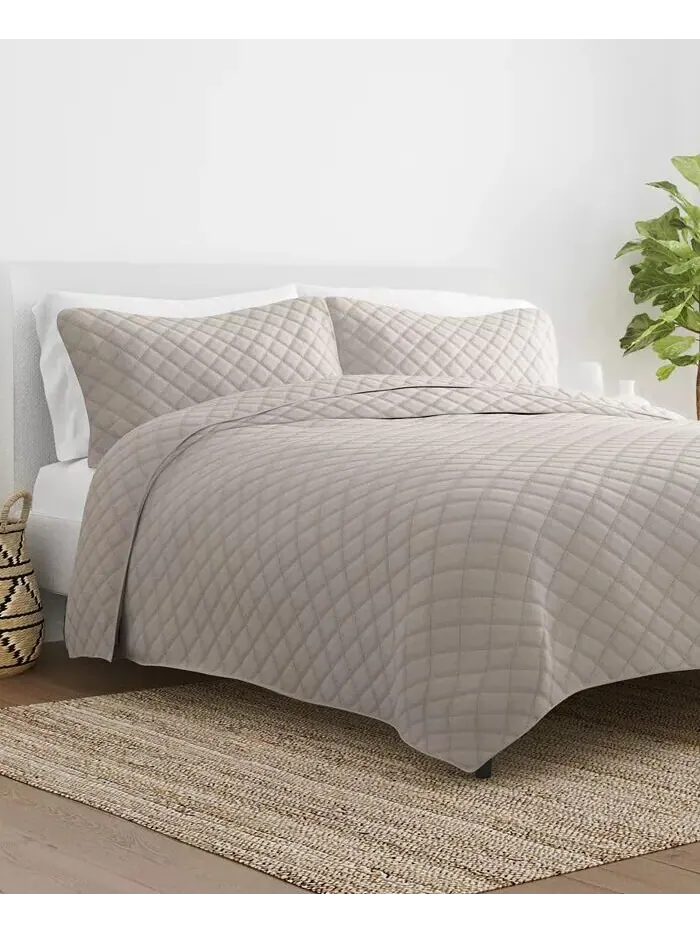 Всесезонная коллекция одеял с ромбовидной вышивкой ienjoy Home — изображение 1 из 7, бежевый