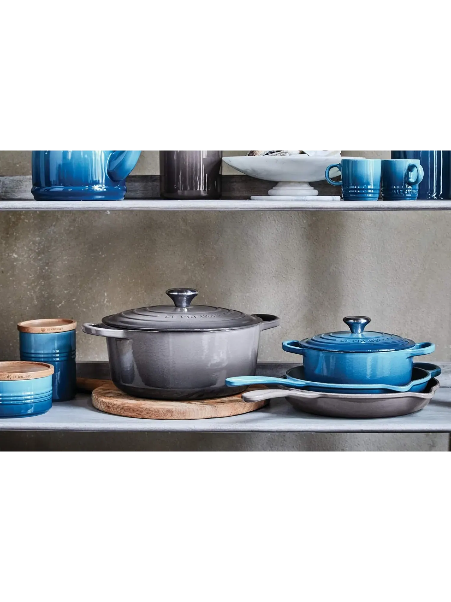 Кастрюля круглая Le Creuset Signature, 8,4 л, 30 см — изображение 7 из 9, устрица