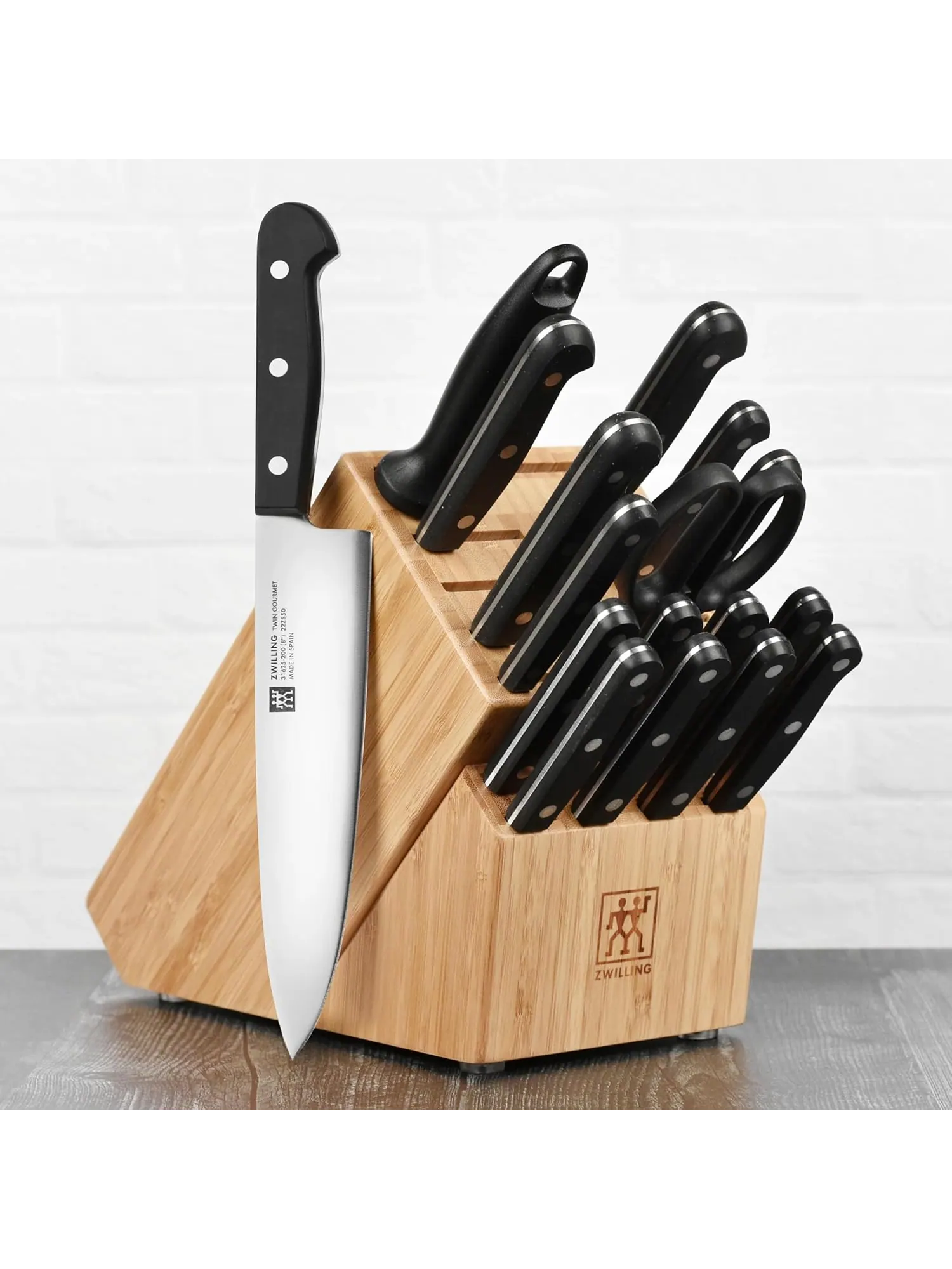 Набор кухонных ножей в блоке ZWILLING Twin Gourmet Classic, 18 предметов — изображение 2 из 7, черный