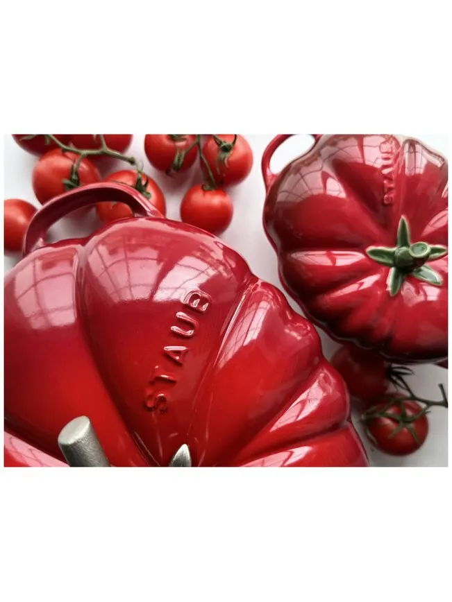 Фигурная кокотница Staub La Cocotte «Томат», 25 см, 2.8 л — изображение 6 из 6, красный