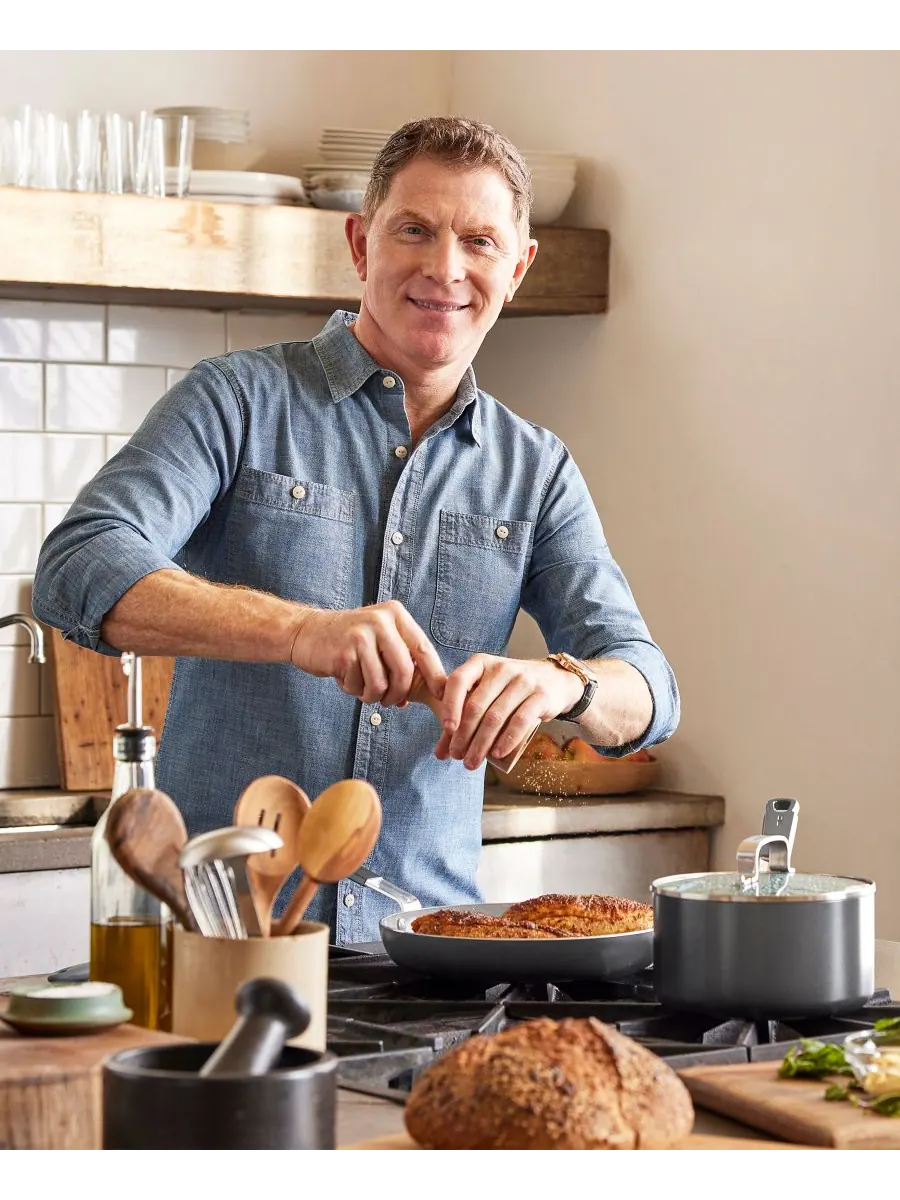 Кастрюля с крышкой GreenPan Bobby Flay, 5,7 л, 24 см — изображение 7 из 7, серый
