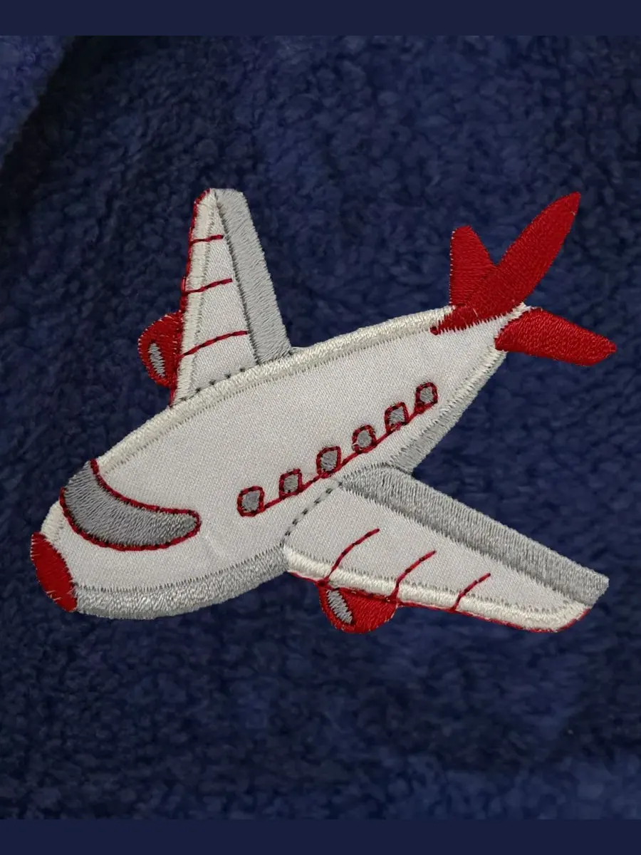 Детский махровый халат с капюшоном и вышивкой самолет Jet Plane Super Plush Double-Brushed Hooded — изображение 4 из 5