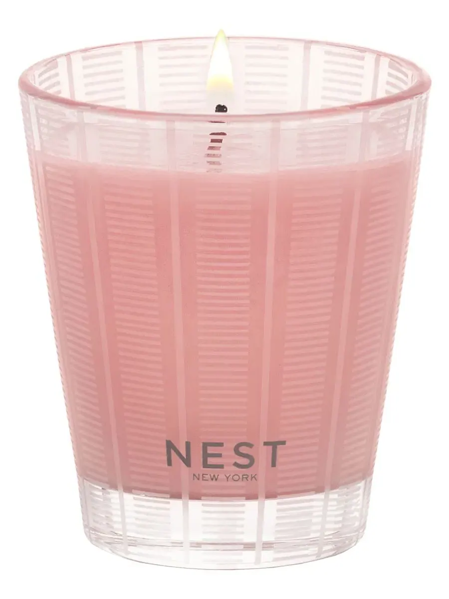 Ароматическая свеча Himalayan Salt & Rosewater Classic, 8.1 унции NEST New York — изображение 2 из 5, нет цвета