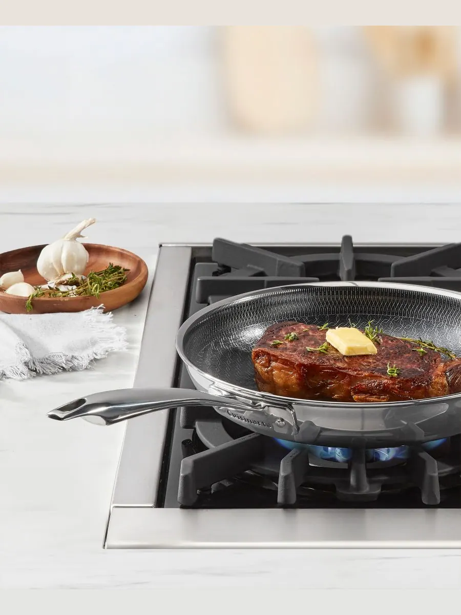 Сковорода FusionElite 10" Plus с антипригарным покрытием из трехслойной нержавеющей стали Cuisinart — изображение 8 из 8