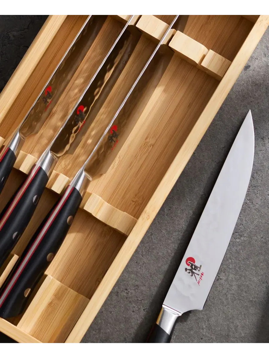Набор стейковых ножей Hisho 4-piece с коробкой Miyabi — изображение 2 из 7, черный