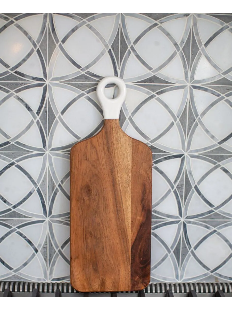 Доска для закусок из акации Wood Plus White Collection, прямоугольная Jeanne Fitz — изображение 3 из 4, коричневый белый