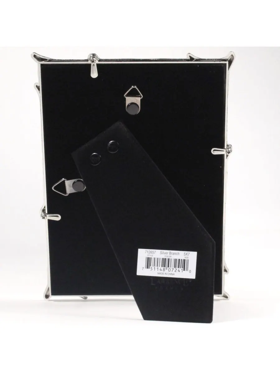 Lawrence Frames Металлическая фоторамка серебристого цвета с рисунком в виде веток - 5 x 7 дюймов — изображение 3 из 3