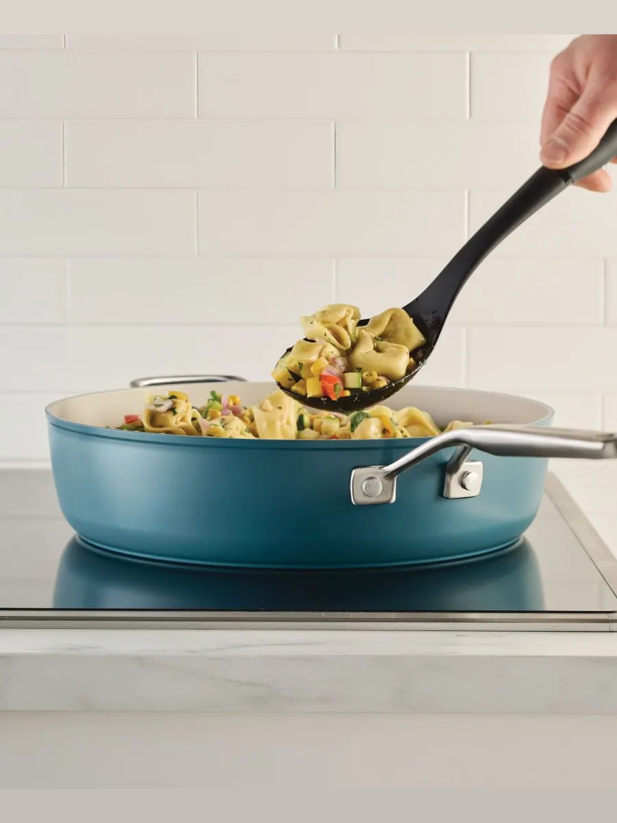 Сотейник с крышкой KitchenAid Hard Anodized Ceramic, 4.7 л/30 см, голубая агава — изображение 8 из 8, синий