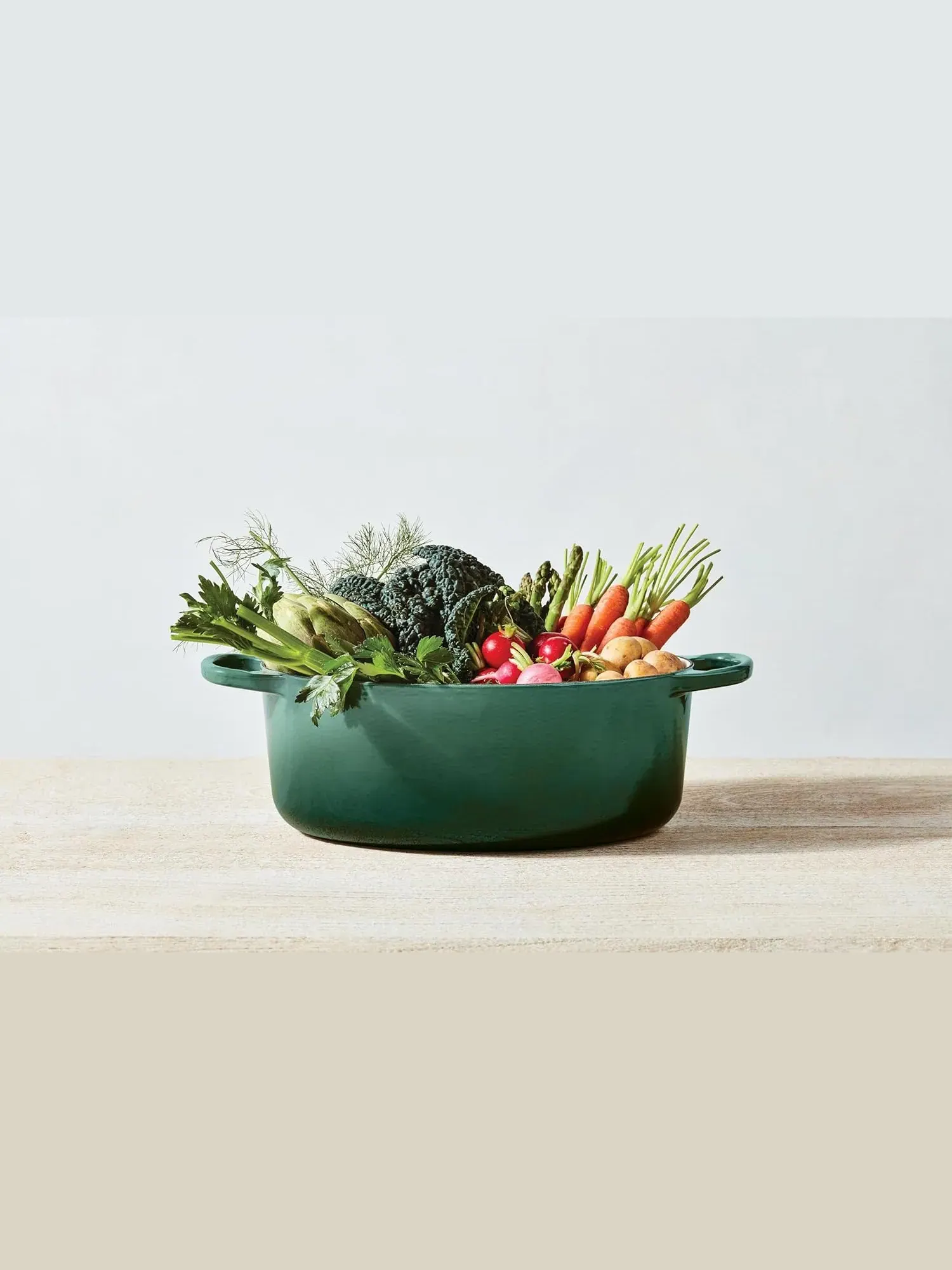 Кастрюля овальная Le Creuset Signature, 7,5 л, 33 см — изображение 5 из 6, белый