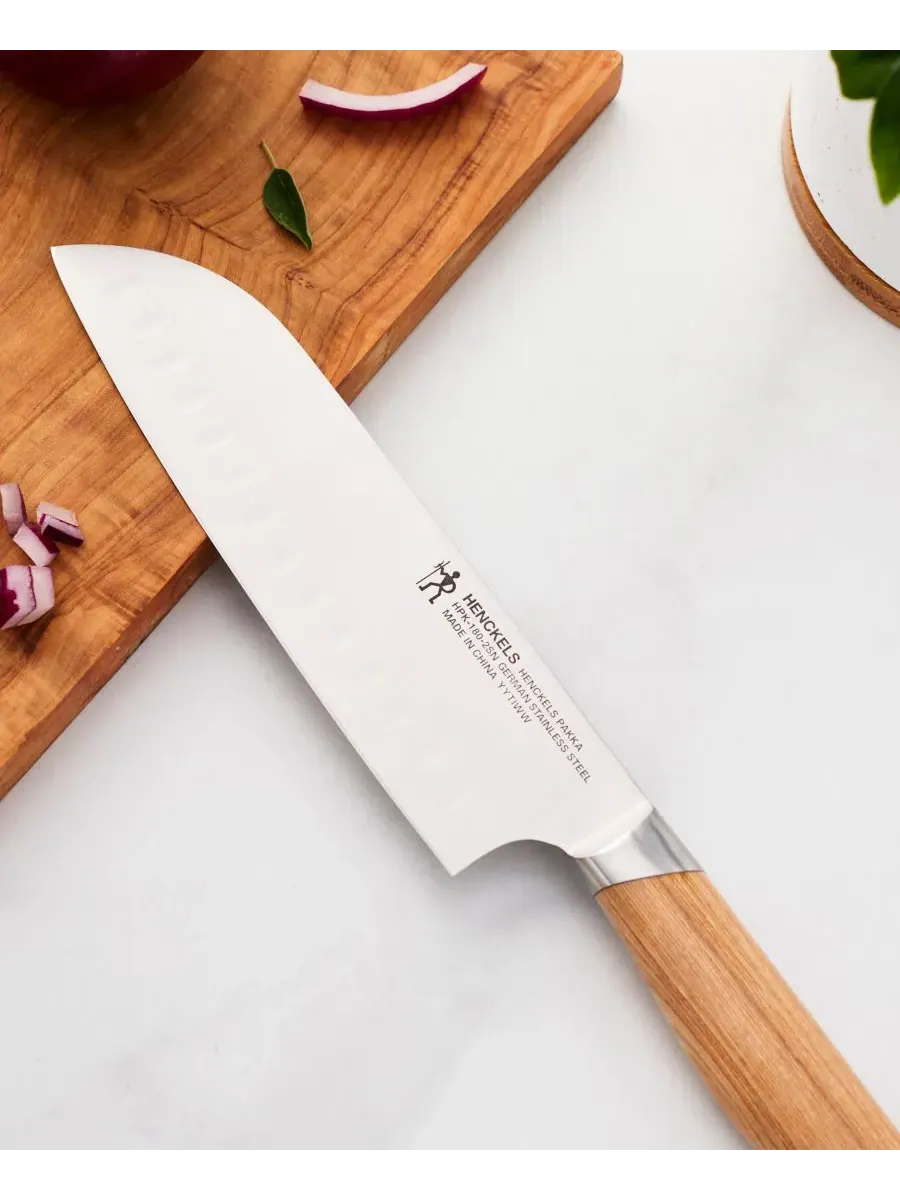 Нож Santoku Pakka 18 см Henckels — изображение 4 из 9, прозрачный