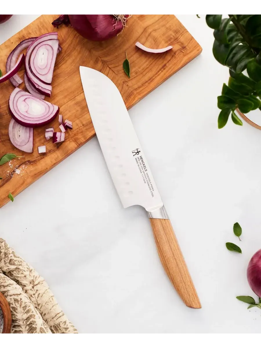 Нож Santoku Pakka 18 см Henckels — изображение 8 из 9, прозрачный