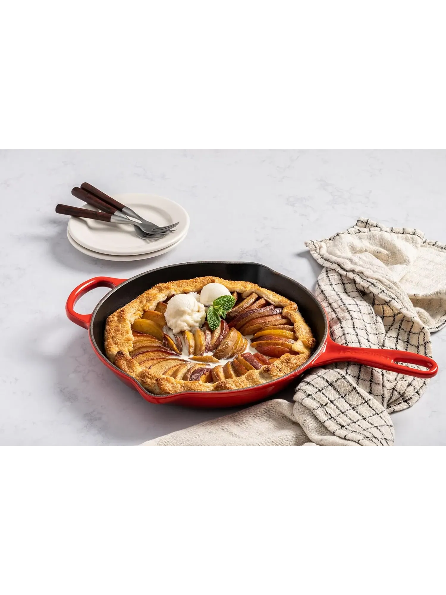Набор чугунной эмалированной посуды Le Creuset Signature, 9 предметов — изображение 19 из 19, вишневый