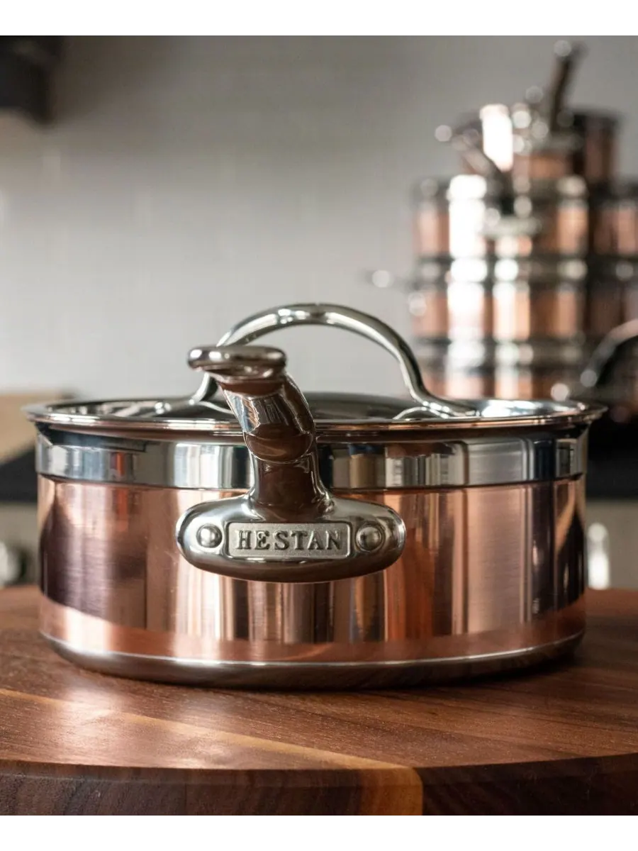 Hestan Медная индукционная кастрюля CopperBond объемом 1,5 кварты с крышкой — изображение 5 из 5, медь