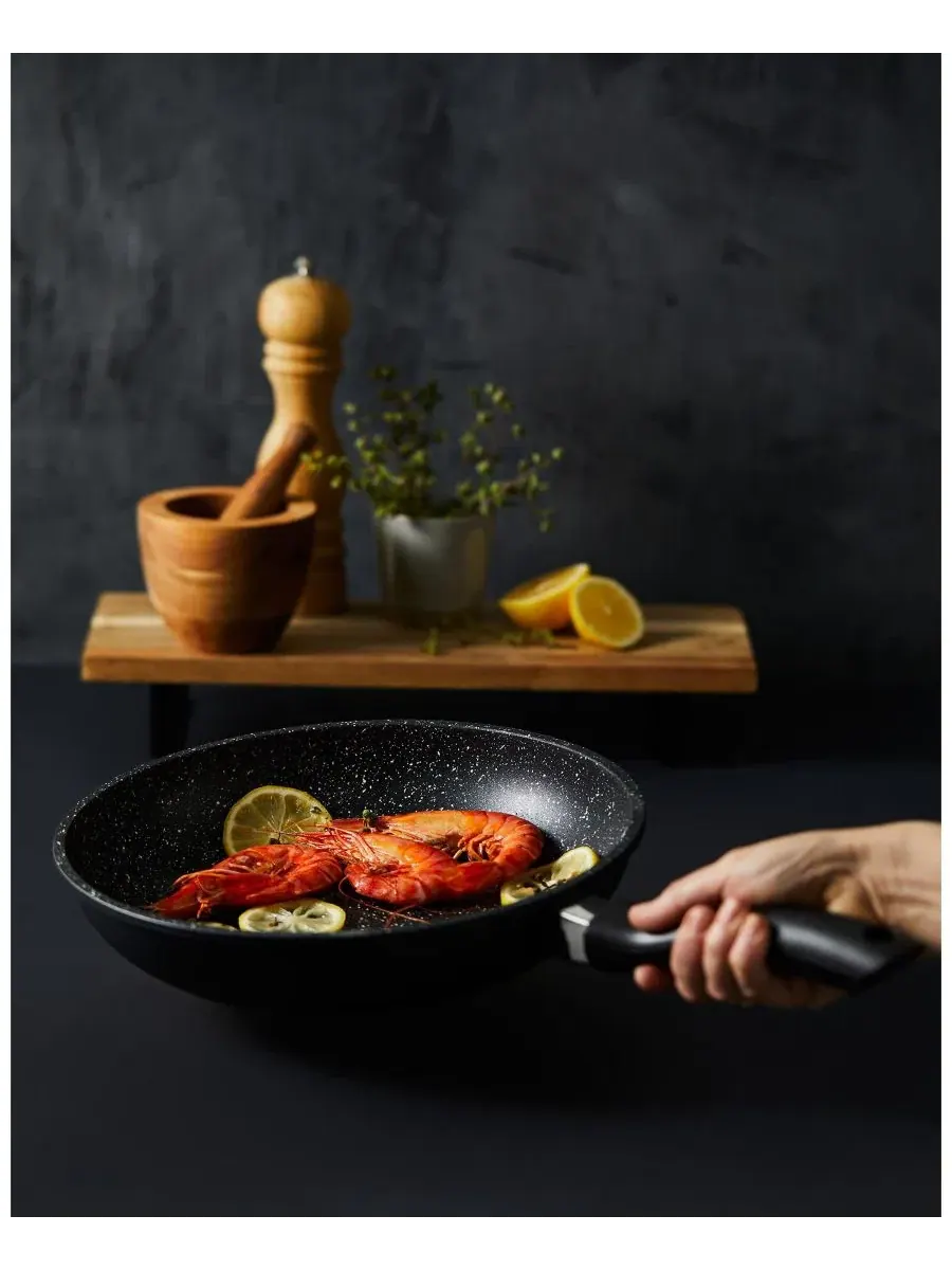 Сковорода STONE из литого алюминия, 28 см Cuisine::Pro — изображение 3 из 3, черный