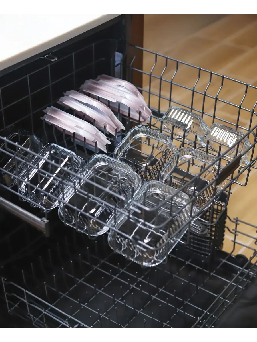 Набор из 16 предметов из рифленого стекла для хранения Sedona Kitchen — изображение 3 из 8, красный