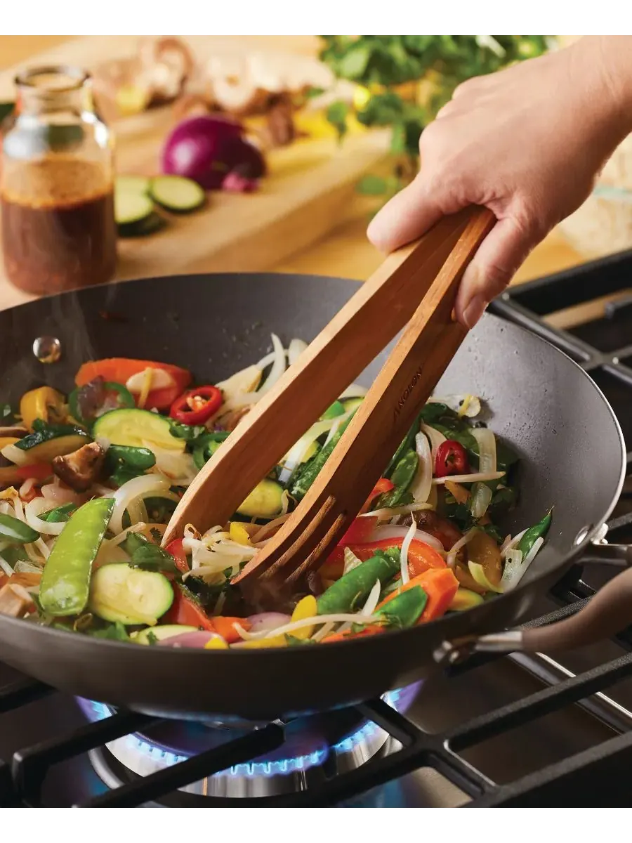 Вок Advanced Home с антипригарным покрытием из твердого анодированного алюминия и боковыми ручками — изображение 5 из 10
