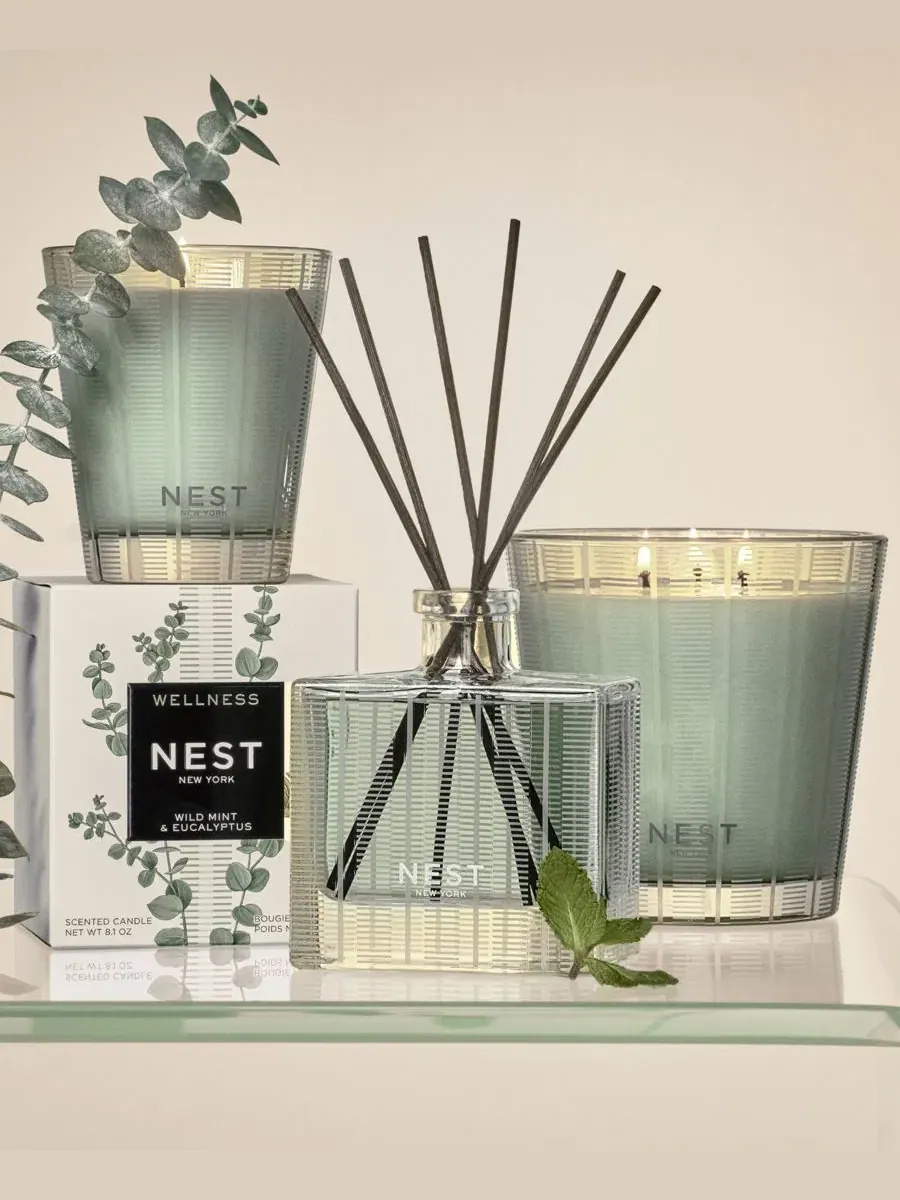 Ароматическая свеча с ароматом дикой мяты и эвкалипта, 57 г Nest New York — изображение 3 из 4, нет цвета