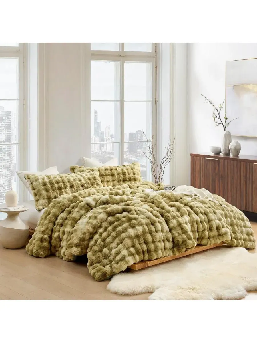 Одеяло-комфортер с faux fur 750 GSM, с наполнителем, модель Snowball Chunky Bunny Coma Inducer