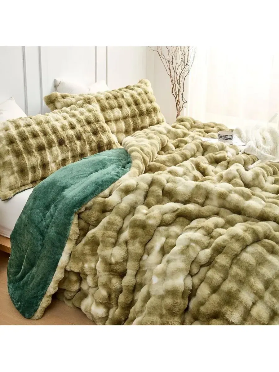 Одеяло-комфортер с faux fur 750 GSM, с наполнителем, модель Snowball Chunky Bunny Coma Inducer — изображение 3 из 4, мульти