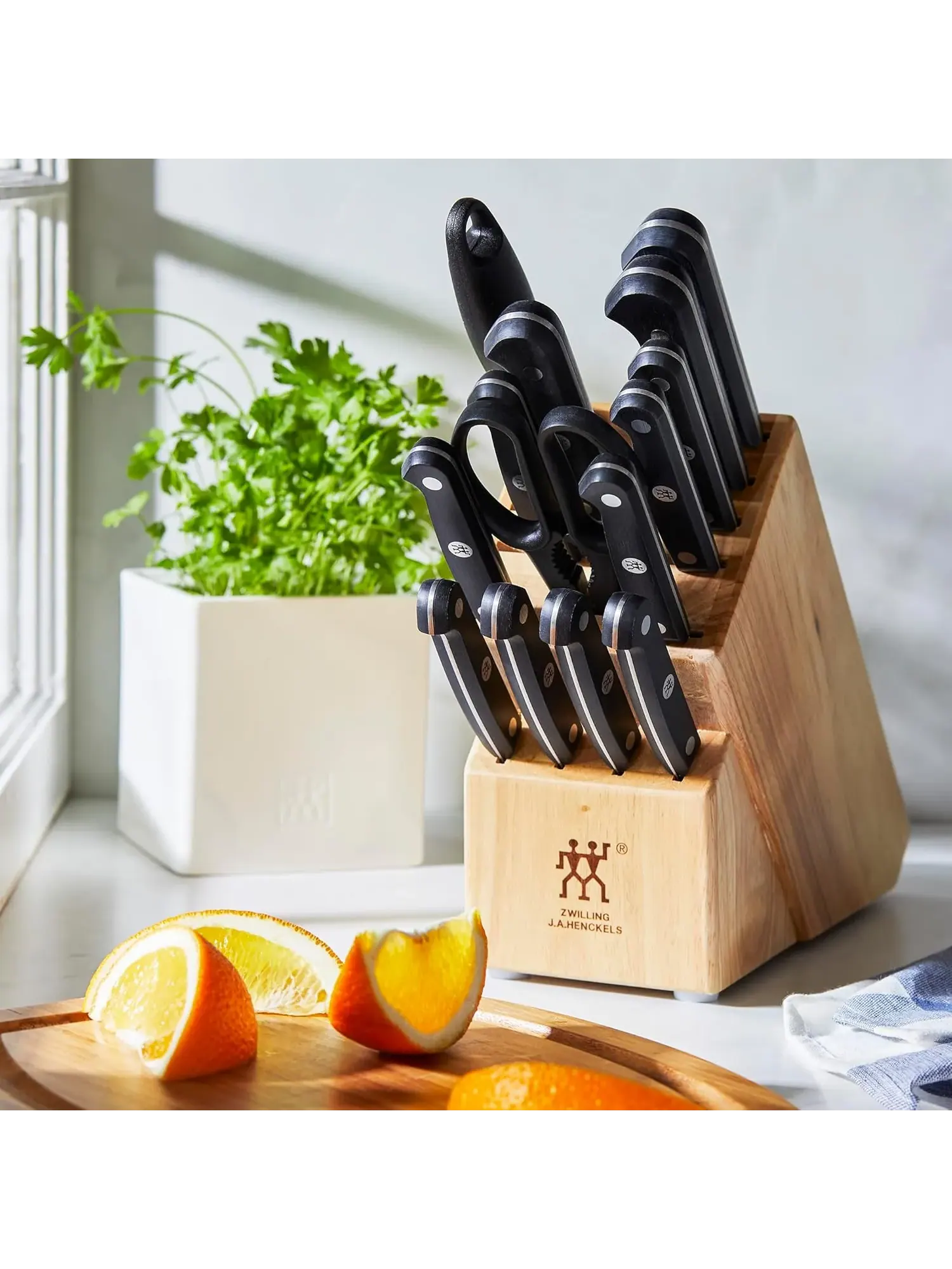Набор кухонных ножей в блоке ZWILLING Gourmet, 14 предметов — изображение 3 из 10, черный