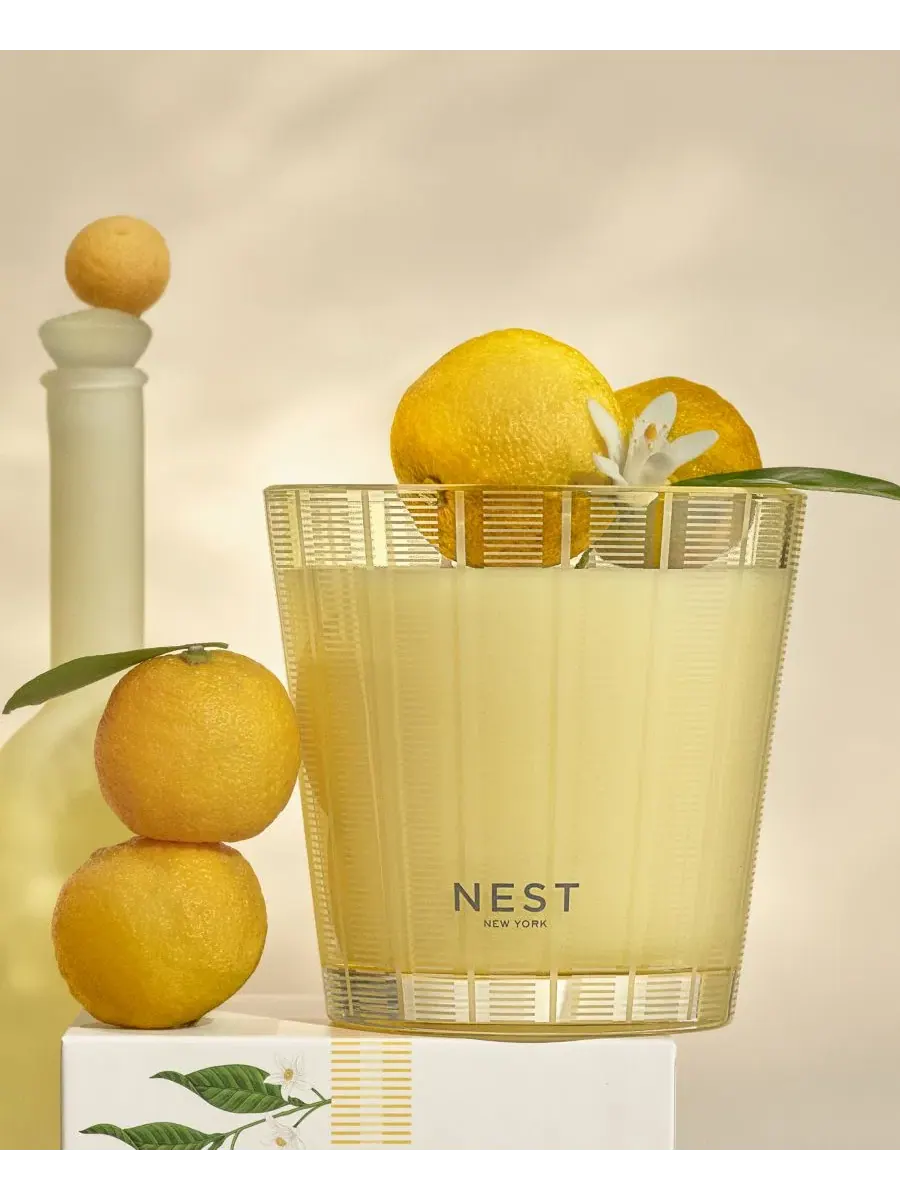 Трехфитильная свеча Sunlit Yuzu & Neroli, 601 г Nest New York — изображение 3 из 5, нет цвета