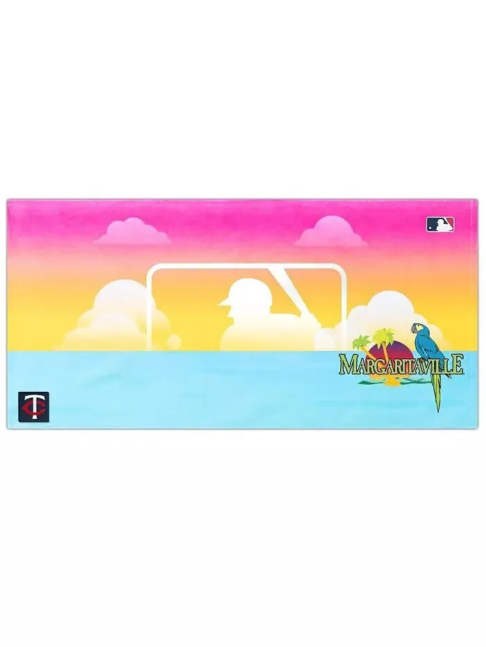 Пляжное полотенце Margaritaville Minnesota Twins Team с принтом — мульти