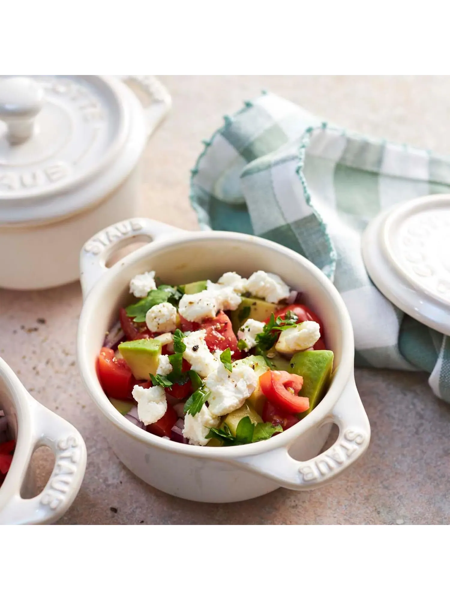 Набор кокотниц Staub Mini Round Ceramic, 3 предмета, 10 см, 0.25 л — изображение 5 из 6, белый
