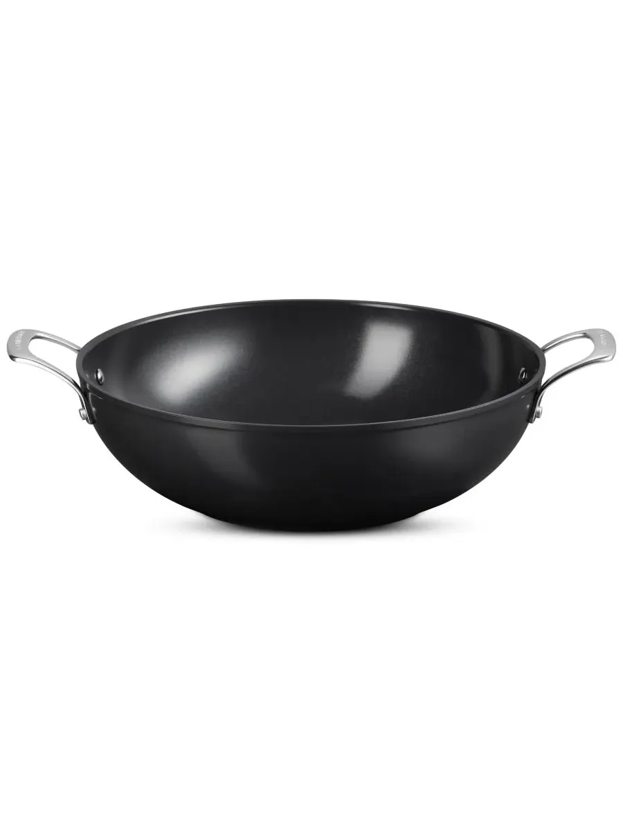 Керамическая сковорода-вок Essential с антипригарным покрытием, объем 6 л Le Creuset