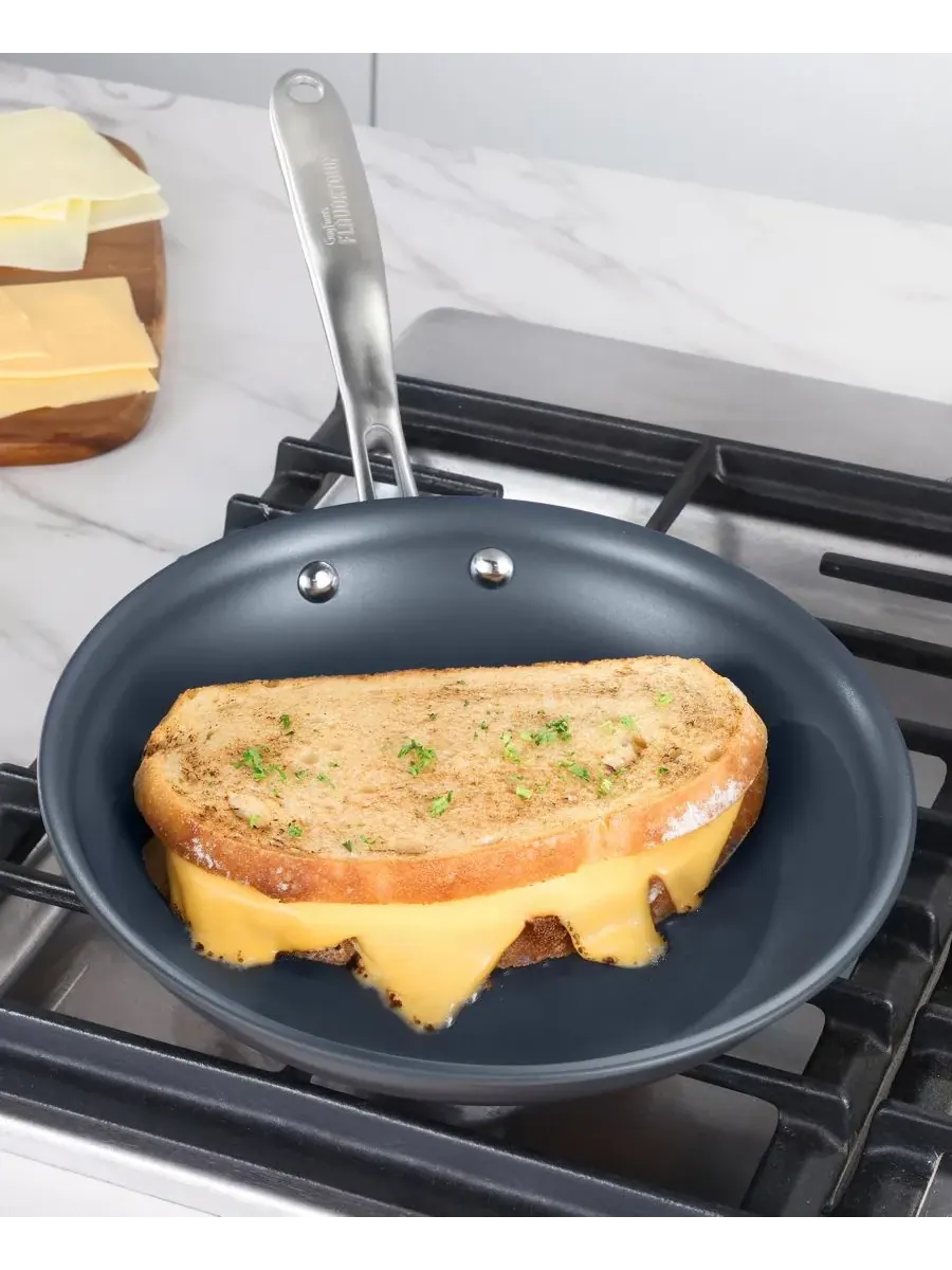 Сковорода Flavortown из анодированного титана с лазерной обработкой, диаметр 25 см Guy Fieri — изображение 4 из 8