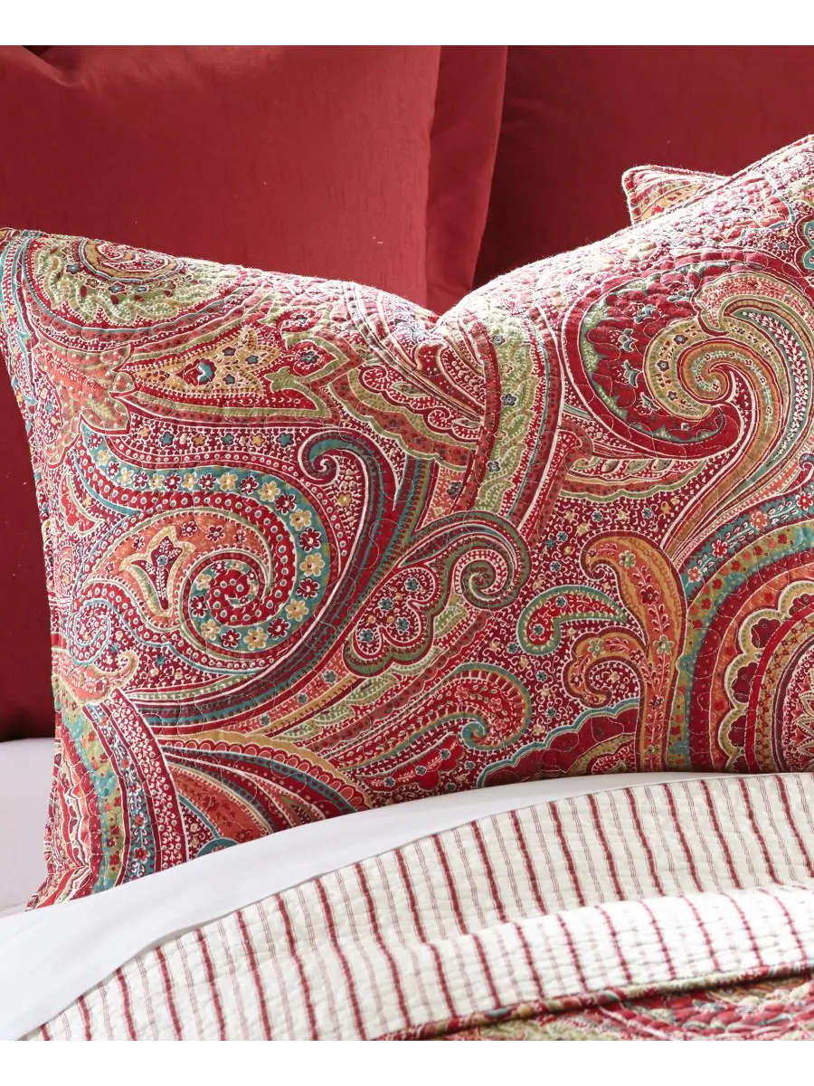 Двустороннее одеяло Spruce Paisley, 3 предмета, размер King Levtex — изображение 2 из 3, красный