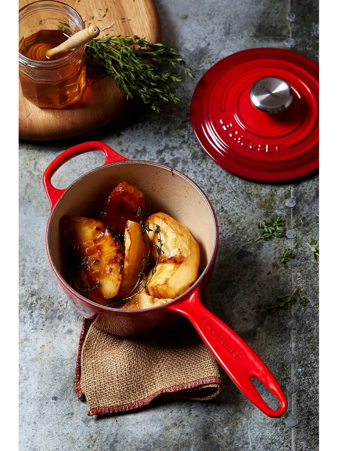 Ковш чугунный Le Creuset Signature, 1,5 л, 16 см — изображение 6 из 8, вишневый