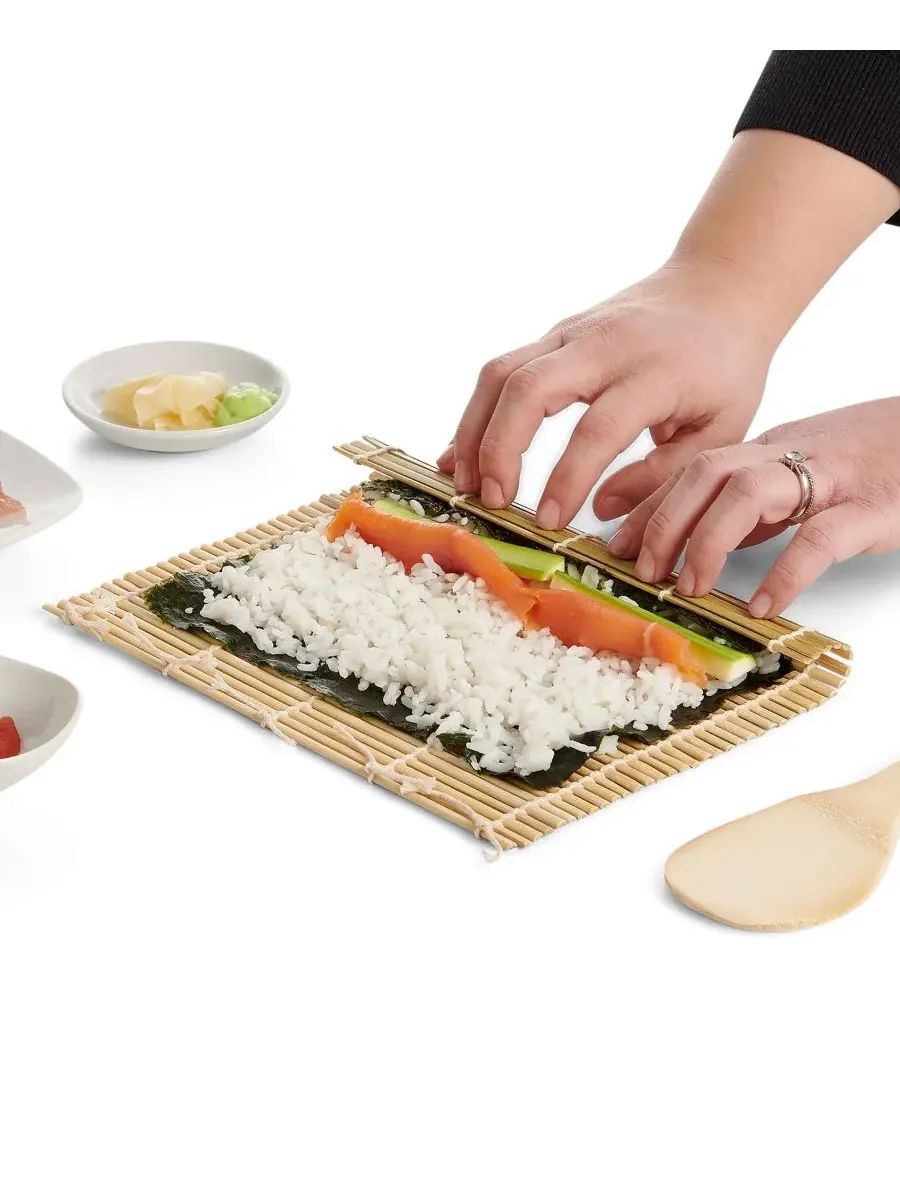 Набор для приготовления суши от Helen's Asian Kitchen включает 2 коврика для суши, 2 лопатки для — изображение 3 из 6