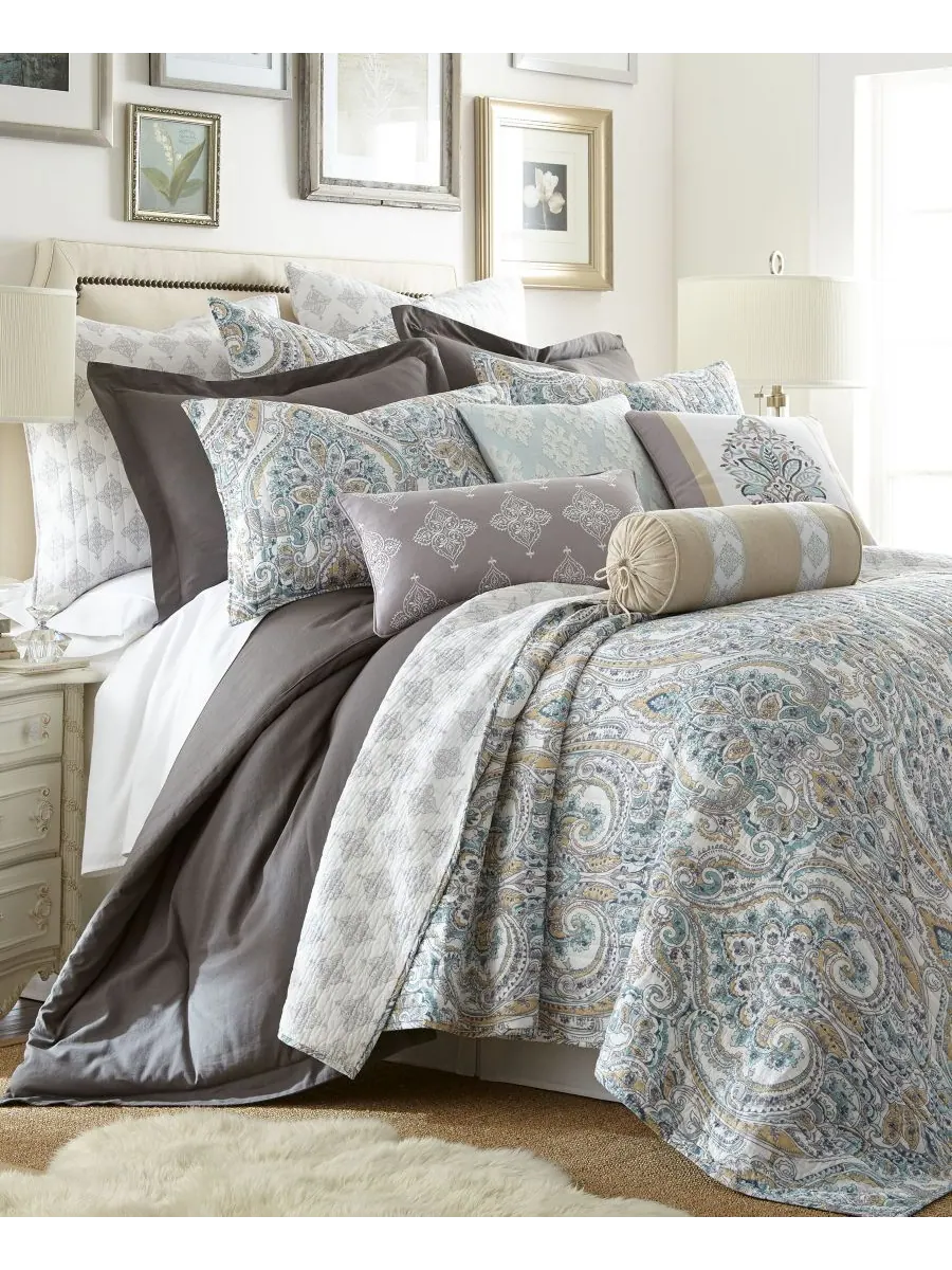 Двустороннее одеяло Rome Damask, 3 предмета, размер Full/Queen Levtex