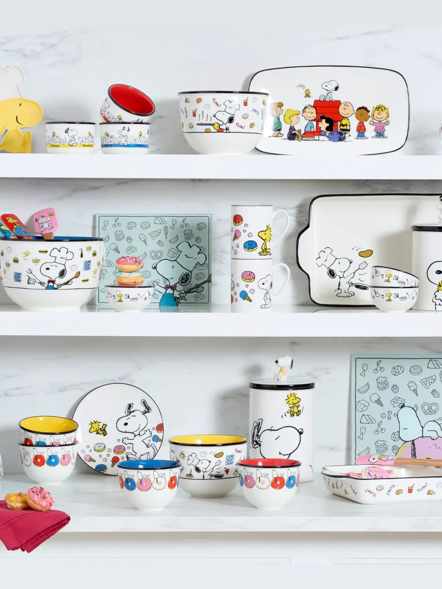Набор из 4 фарфоровых десертных мисок «Шеф-повар Снупи» Lenox — изображение 4 из 5, мульти