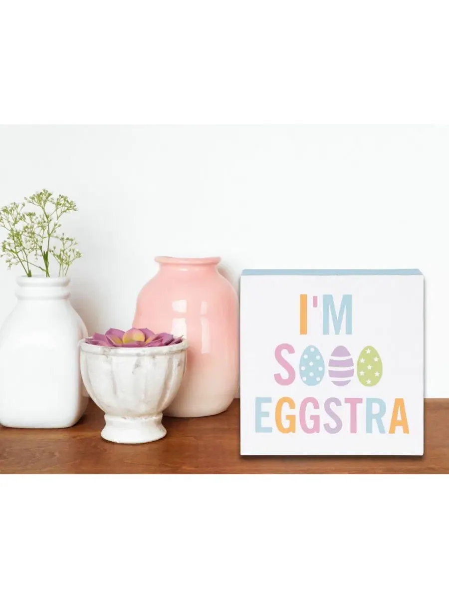 Настольный декор Shelf Block с надписью I'm Eggstra C&F Home — изображение 2 из 3, нет цвета
