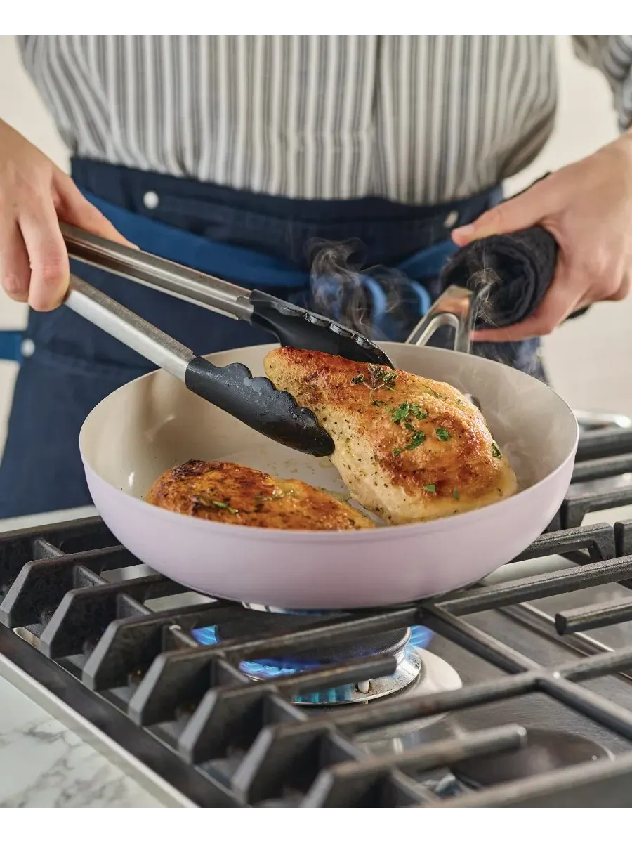Сковорода 24 см с керамическим антипригарным покрытием KitchenAid — изображение 6 из 8, фиолетовый