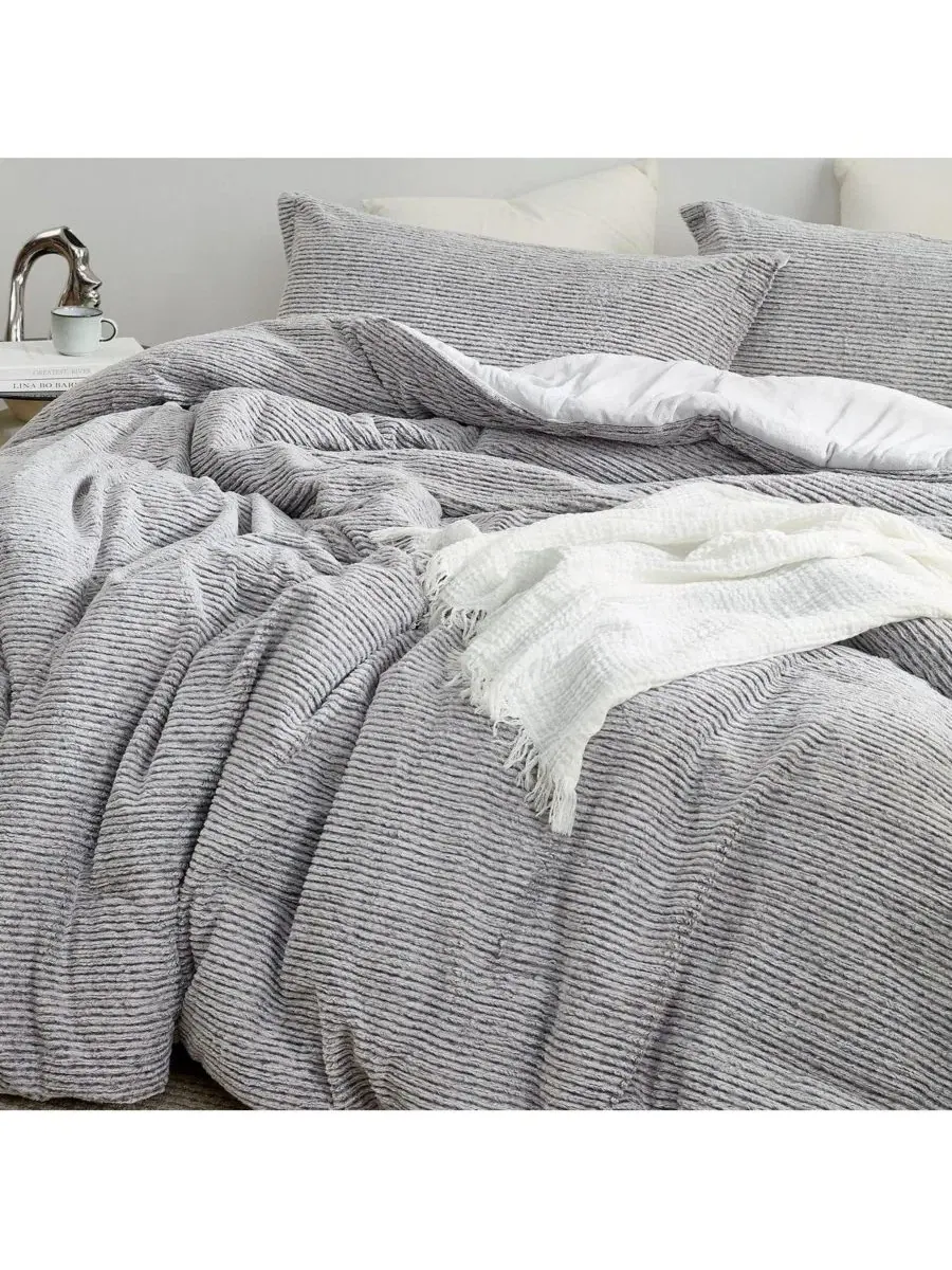 Одеяло-комфортер Glacier Frost Oversized Comforter Set Coma Inducer — изображение 4 из 4, серый