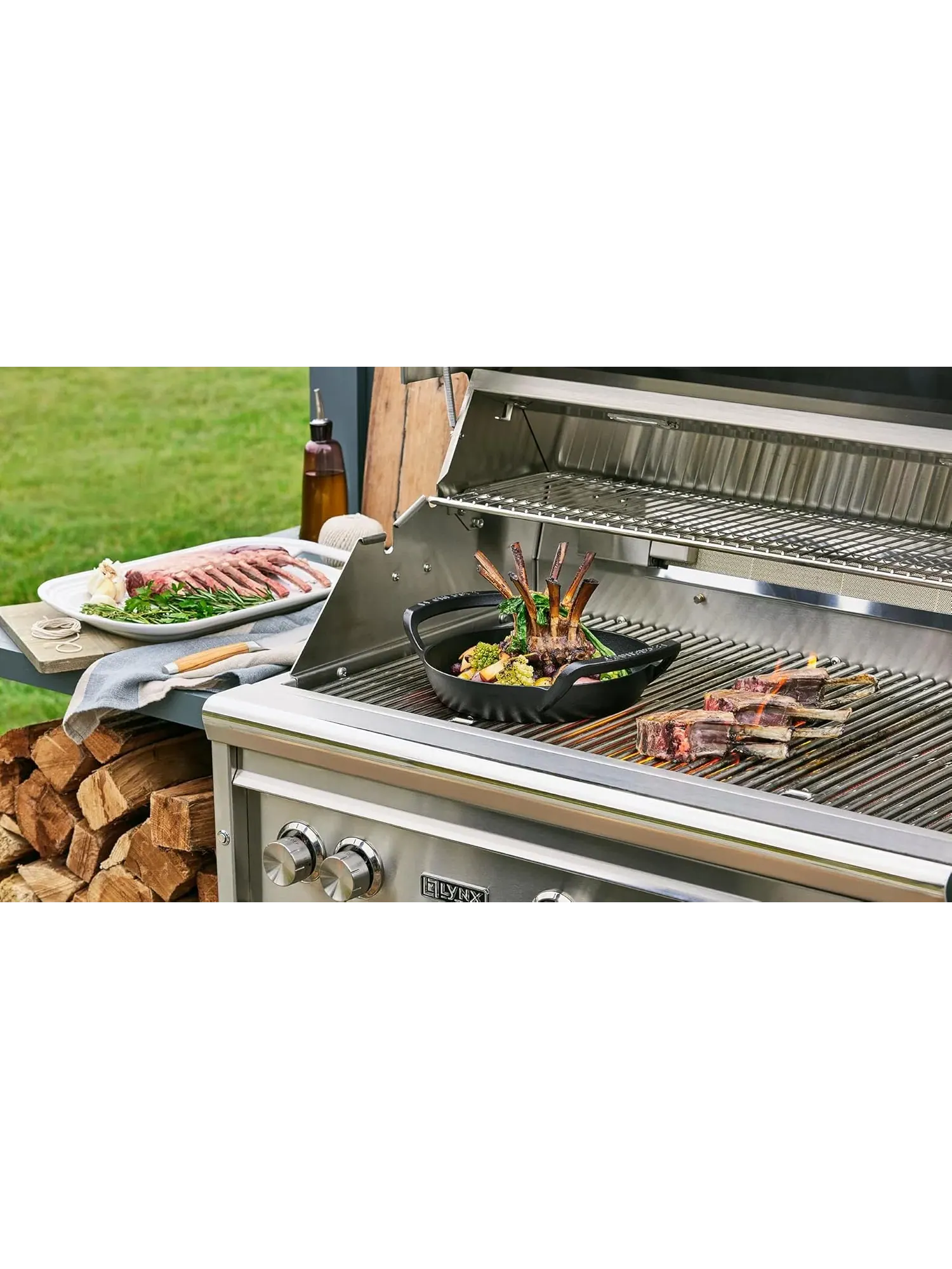Круглая чугунная сковорода-гриль Le Creuset BBQ Outdoor Grill Pan Round, 25 см — изображение 7 из 8, черный