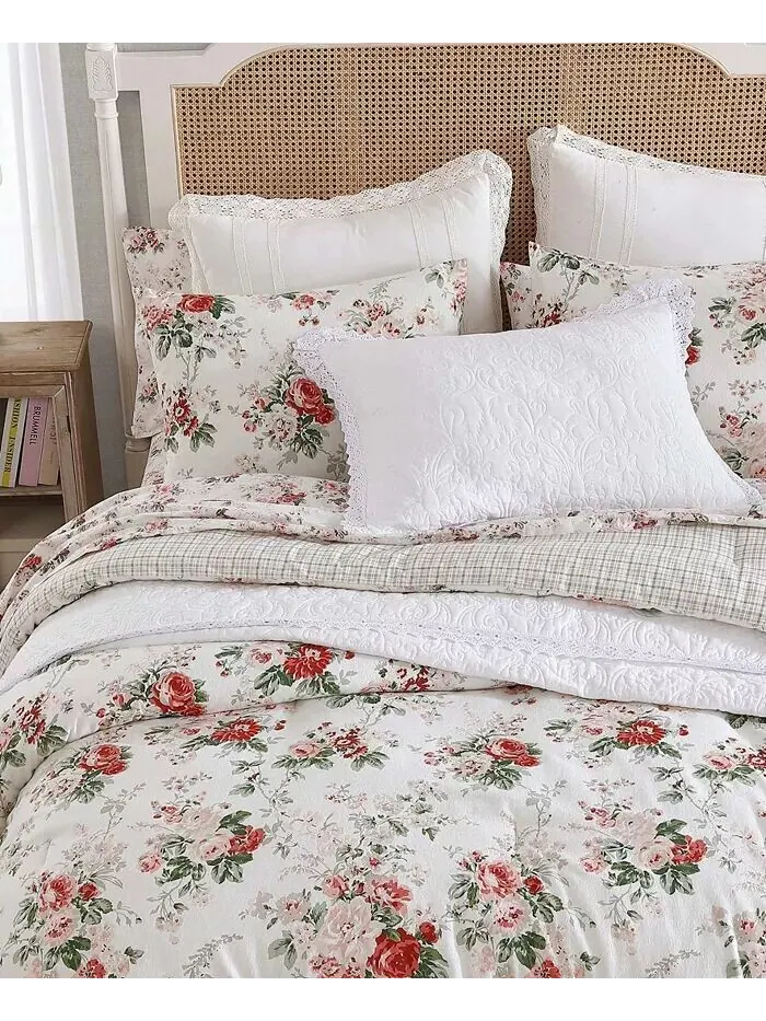Комплект фланелевых одеял Ashfield из 2 предметов, Twin Laura Ashley — изображение 5 из 9, красный зеленый