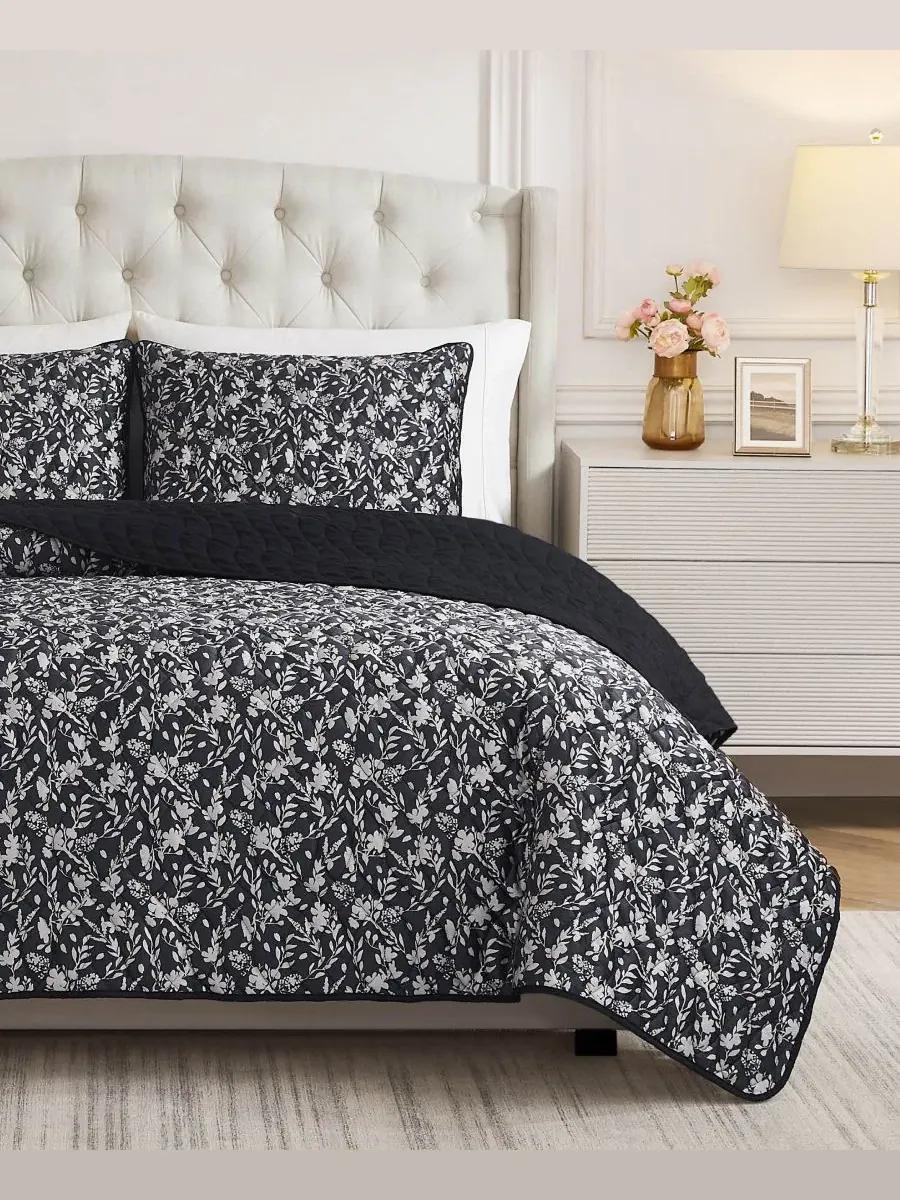 Стеганое одеяло с велюровым покрытием, King, с наволочками, Floral Vanna Velvet BCBG