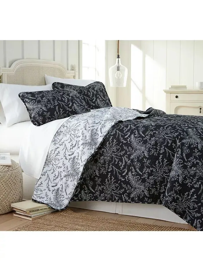 Легкое двустороннее одеяло и накидка Winter Brush Southshore Fine Linens