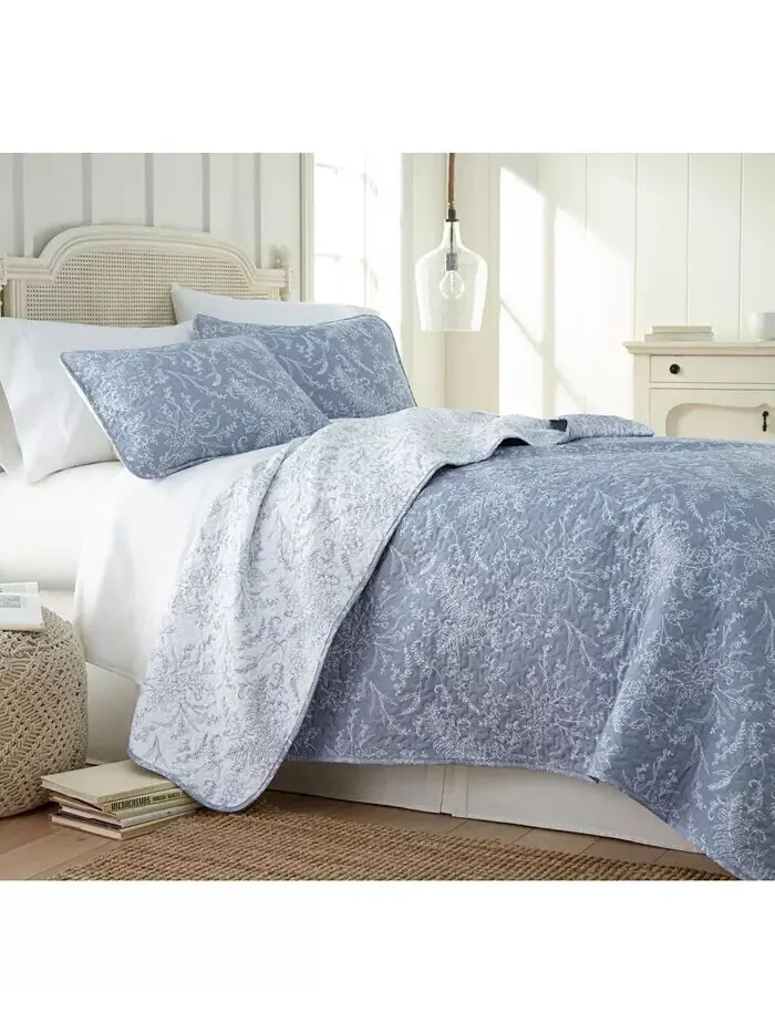 Легкое двустороннее одеяло и накидка Winter Brush Southshore Fine Linens — изображение 1 из 1, синий