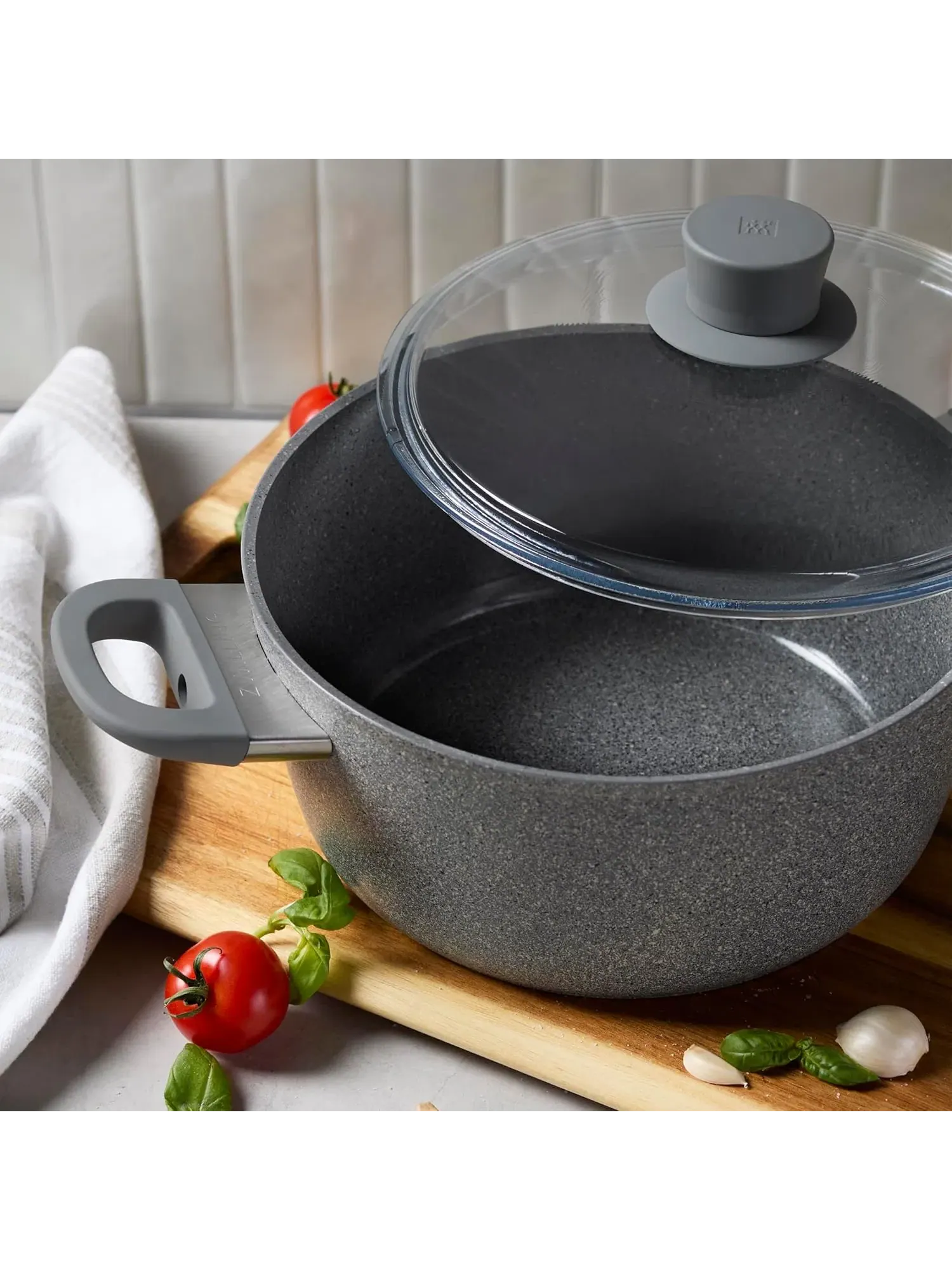 Кастрюля-жаровня ZWILLING Parma Plus Ceramic, 4,5 л, 24 см — изображение 5 из 7, серый