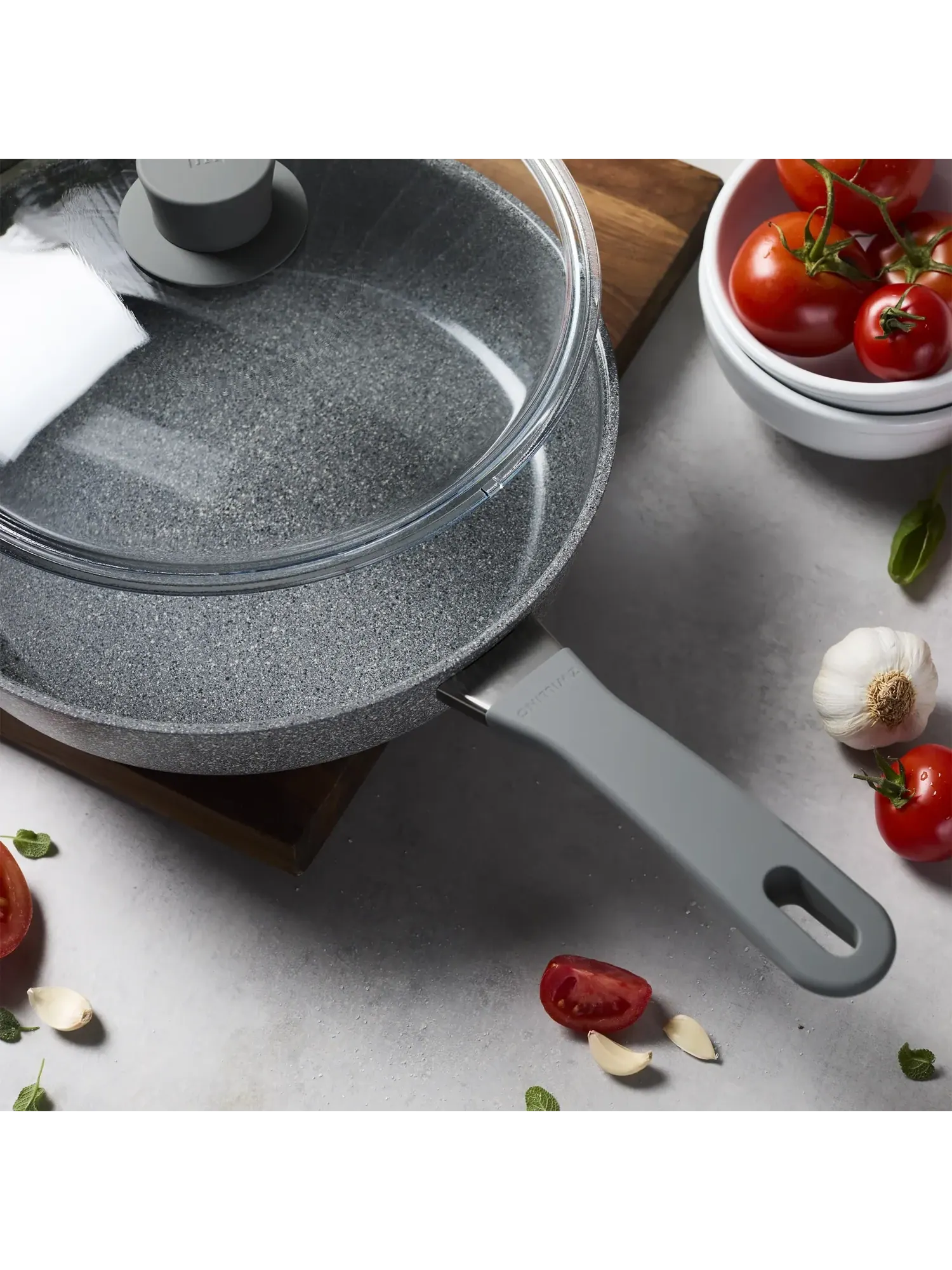 Сотейник ZWILLING Parma Plus Ceramic, 28 см — изображение 5 из 5, серый