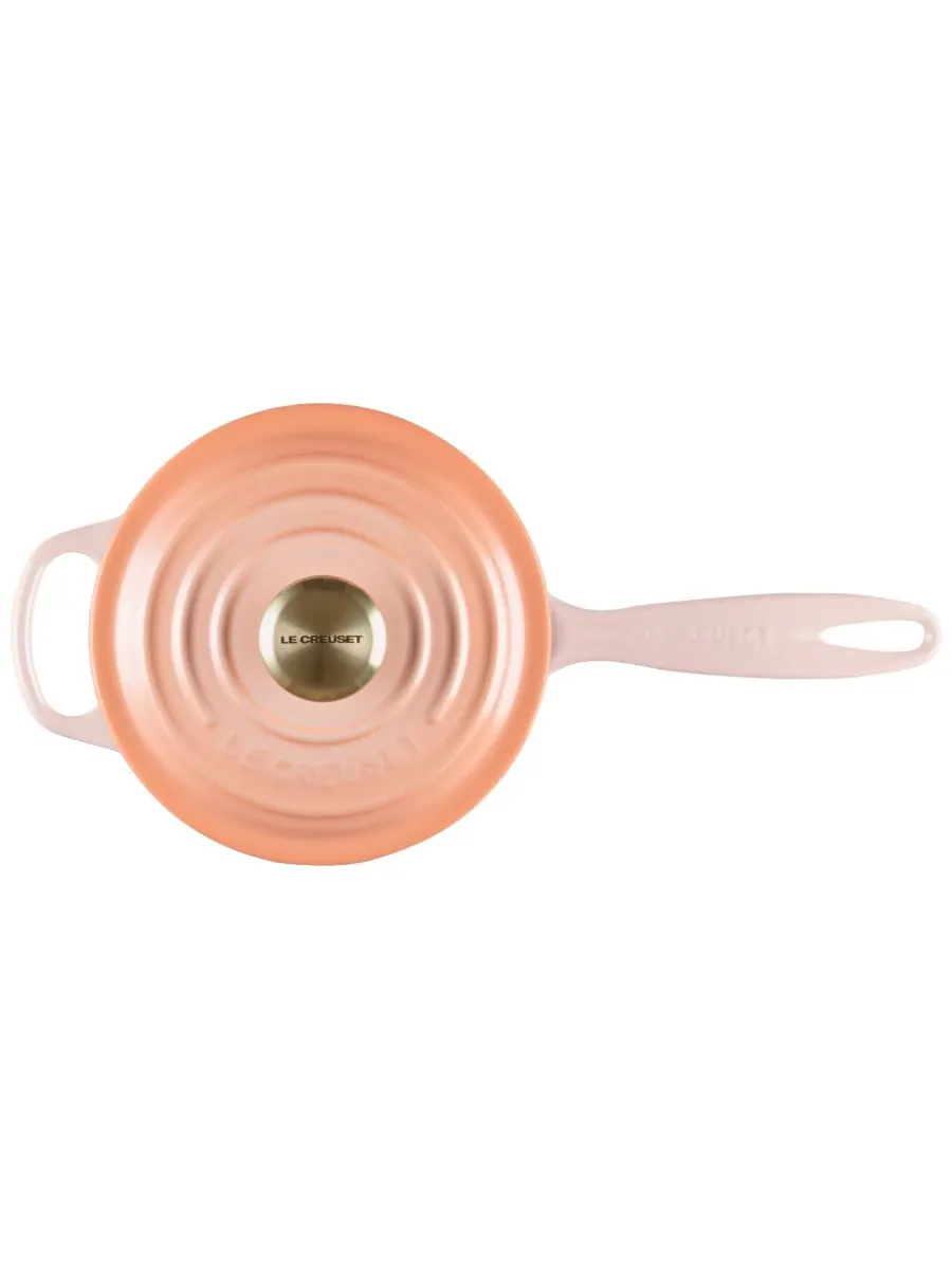 Ковш чугунный Le Creuset Signature, 1,5 л, 16 см, персиковый — изображение 3 из 4, розовый