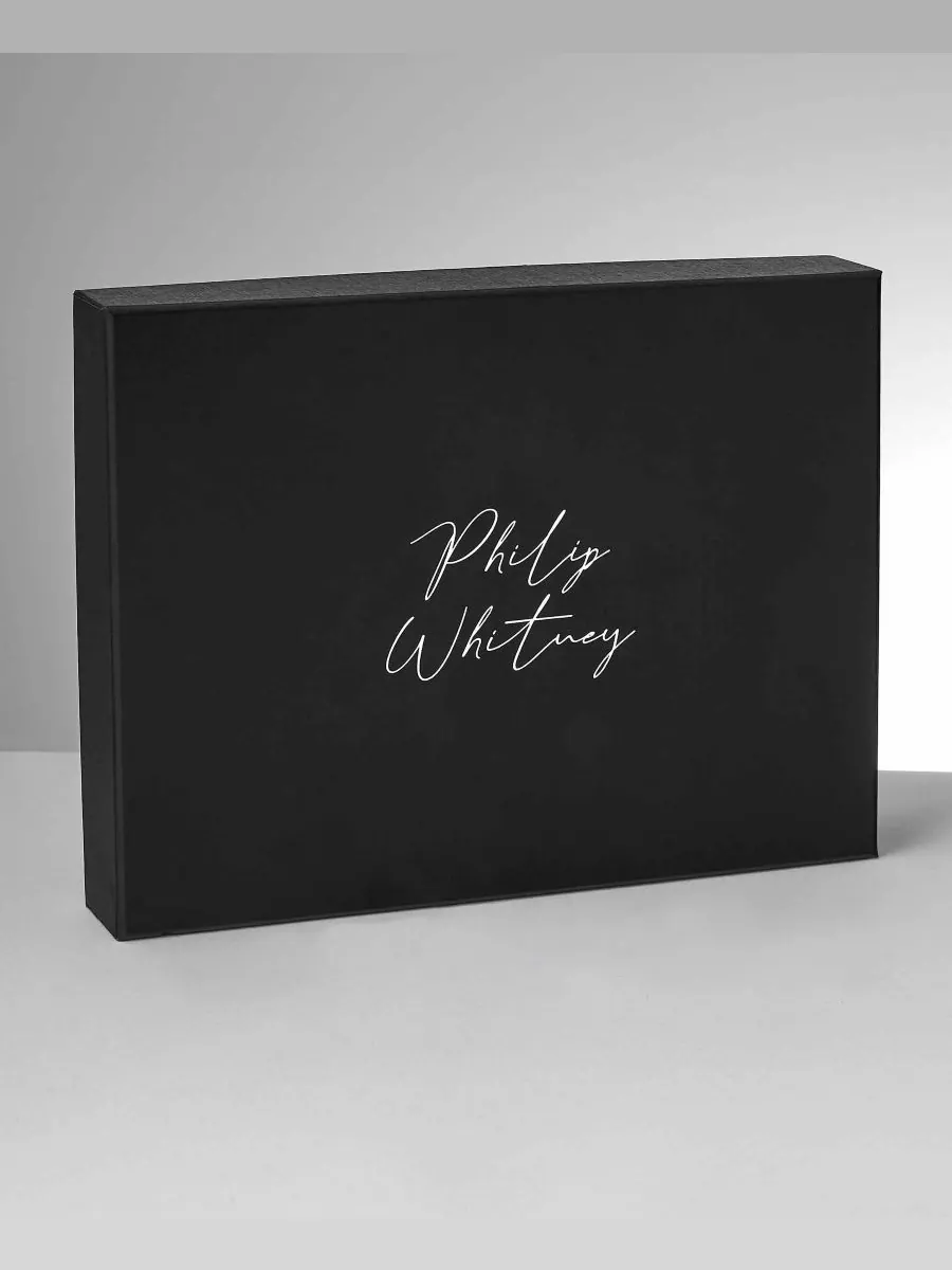 Металлическая фоторамка Kelly, 5 x 7 дюймов Philip Whitney — изображение 4 из 4, серебряный