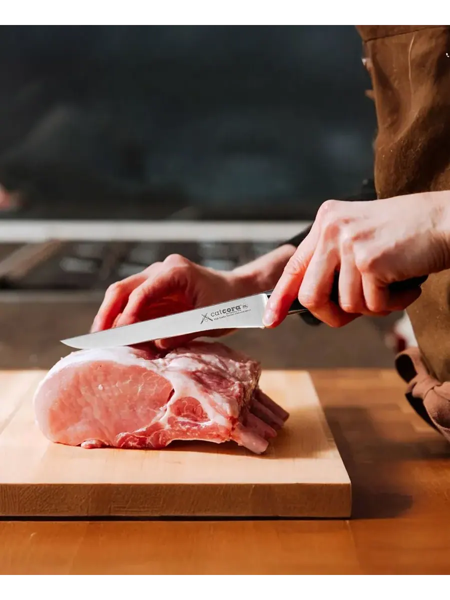 Нож для разделки мяса Cutlery-Pro 15 см с тройной заклепочной рукояткой, кованый Cat Cora — изображение 4 из 4